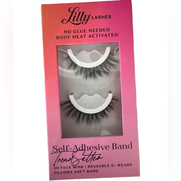Lilly lashes
Trendsetter
SELF-ADHESIVE
Natural Volume + Medium Length - Picture 1 of 7